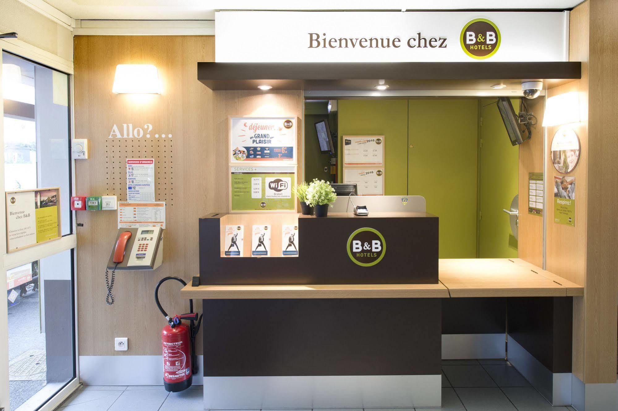 B&B Hotel Clermont-Ferrand Le Brezet Aeroport Exterior photo
